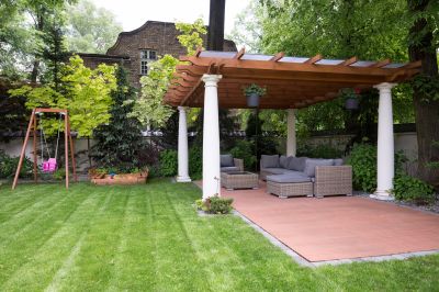 Outdoor Pergola Space